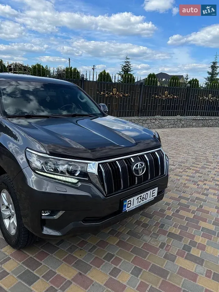 Toyota Land Cruiser Prado 2019 photo 3