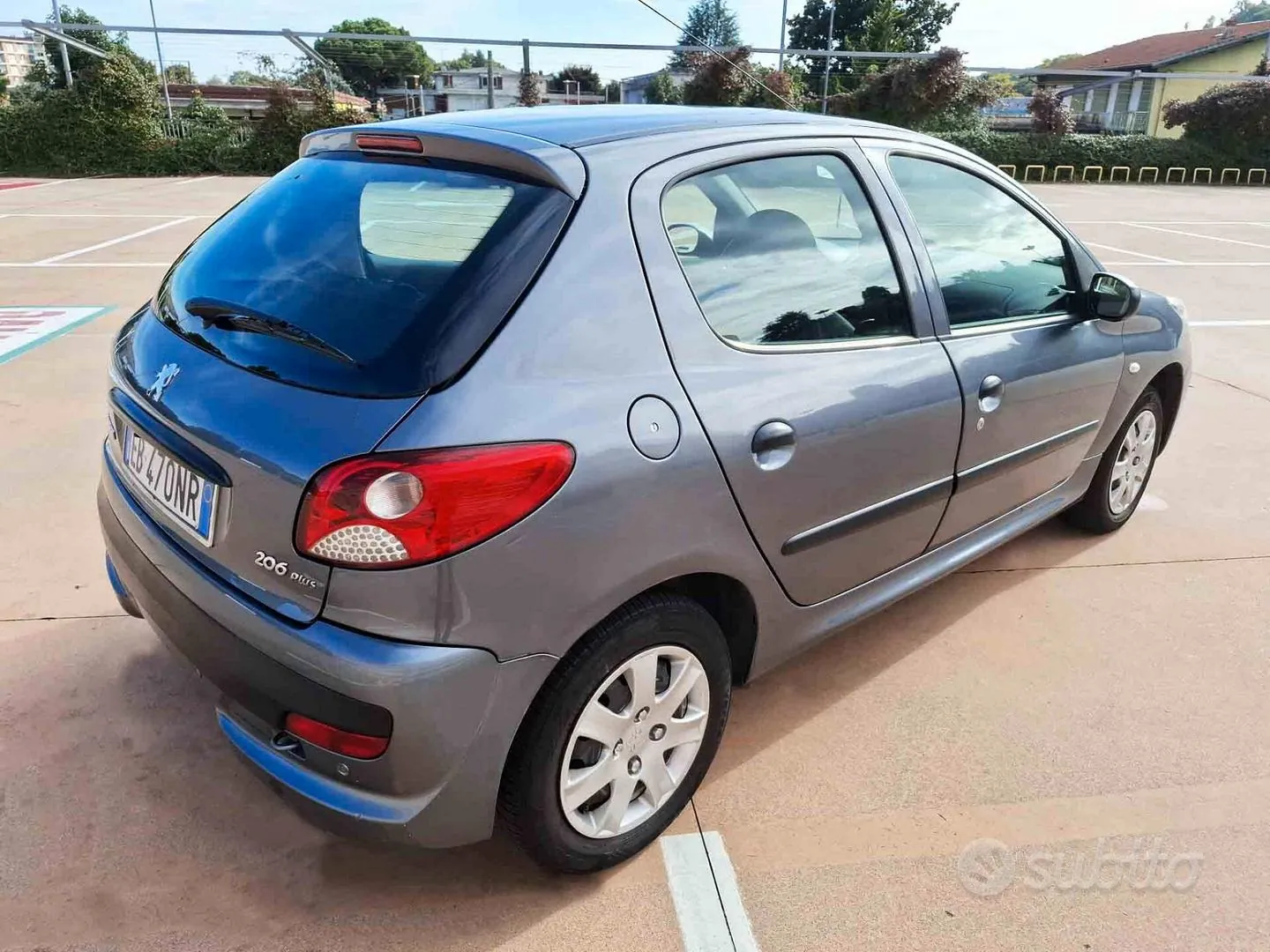 Peugeot 206 2010 photo 5