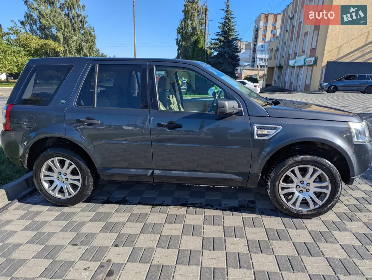 Land Rover Freelander 2009 photo 4