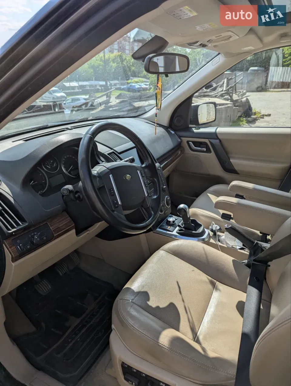 Land Rover Freelander 2009 photo 2