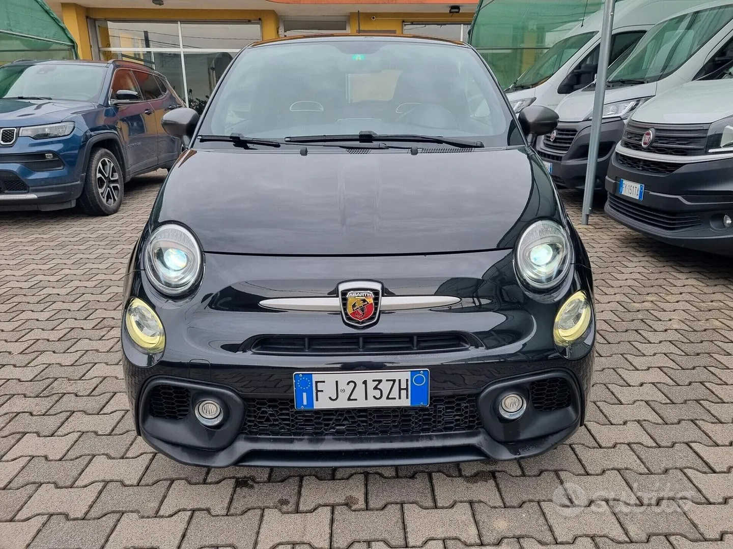 Abarth 595 2017 photo 2
