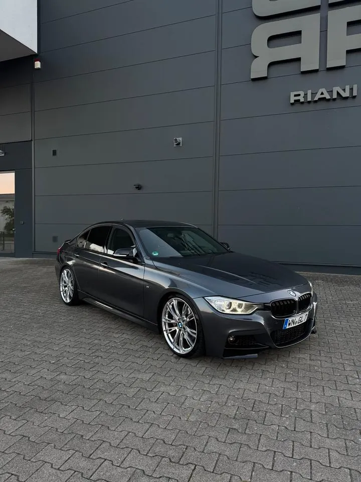 BMW F30