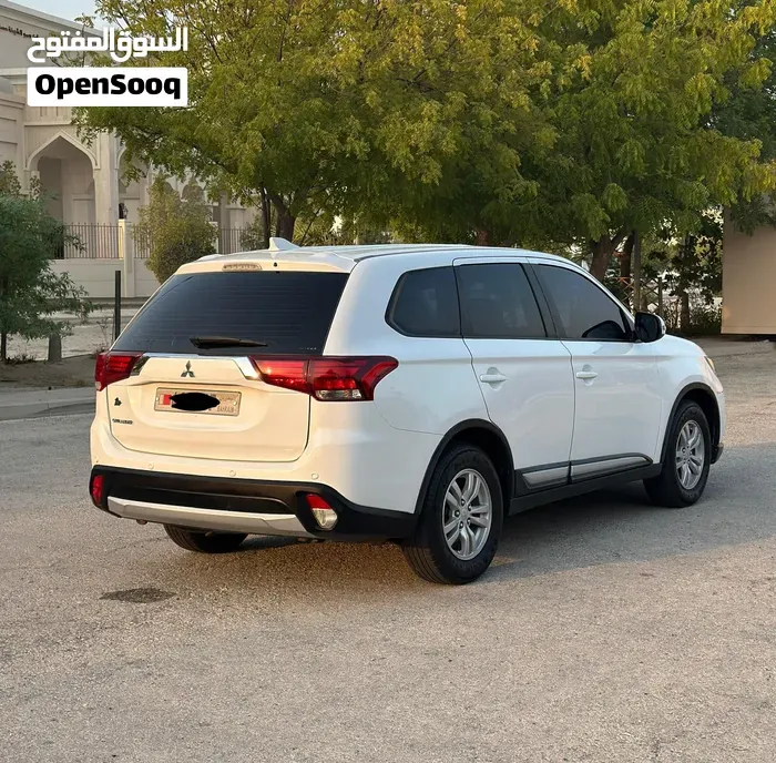 Mitsubishi Outlander 2017 photo 3