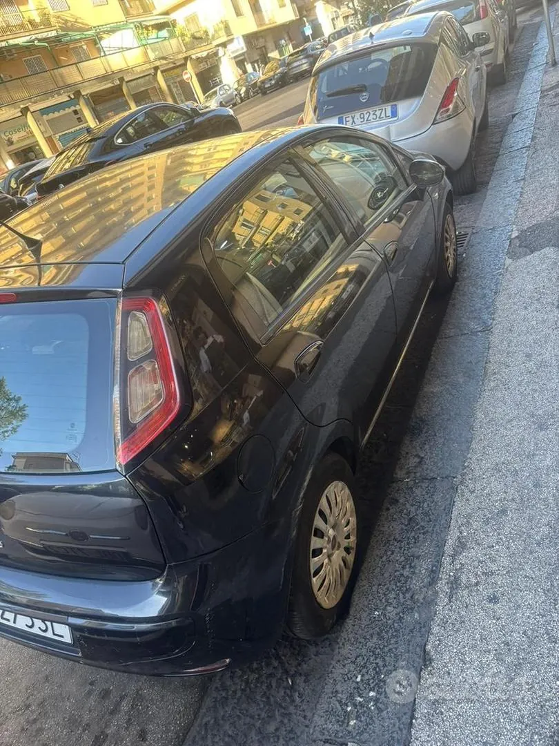 Fiat Punto Evo 2011 photo 3