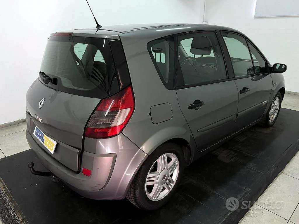 Renault Scenic 2003 photo 4