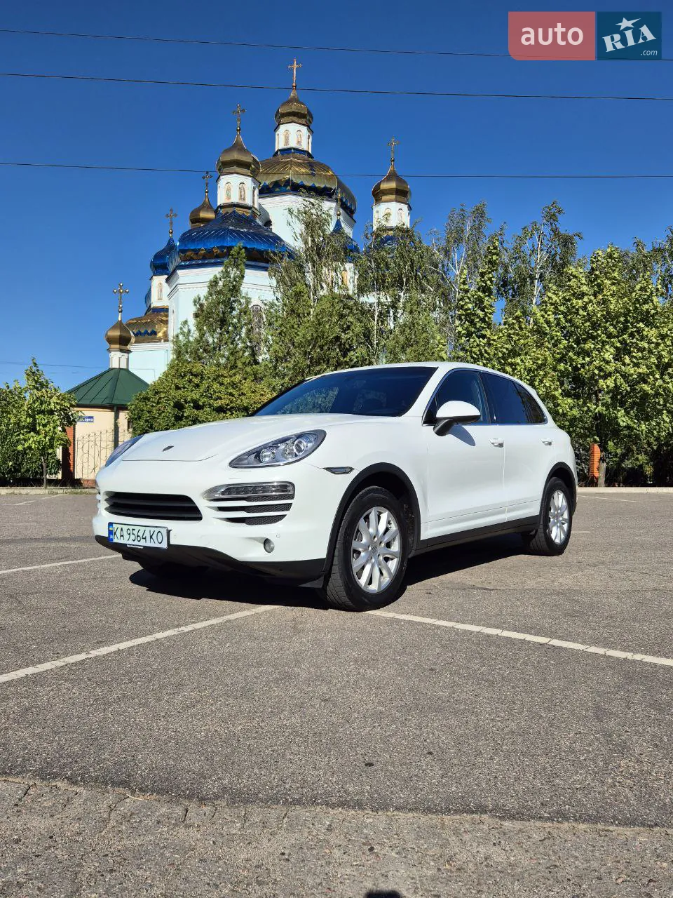 Porsche Cayenne 2012 photo 2