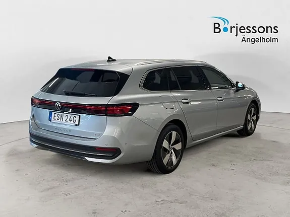 Volkswagen Passat 2025 photo 3
