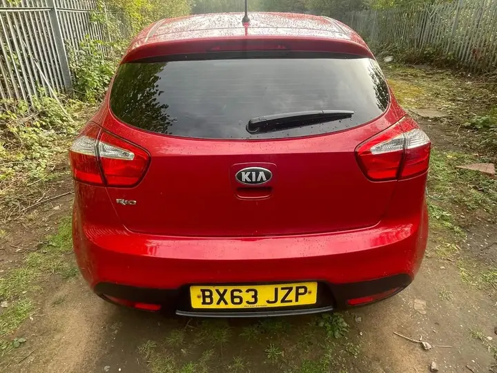 Kia Rio 2013 photo 4