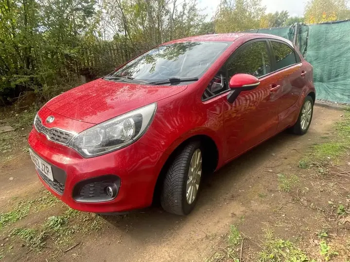 Kia Rio 2013 photo 2