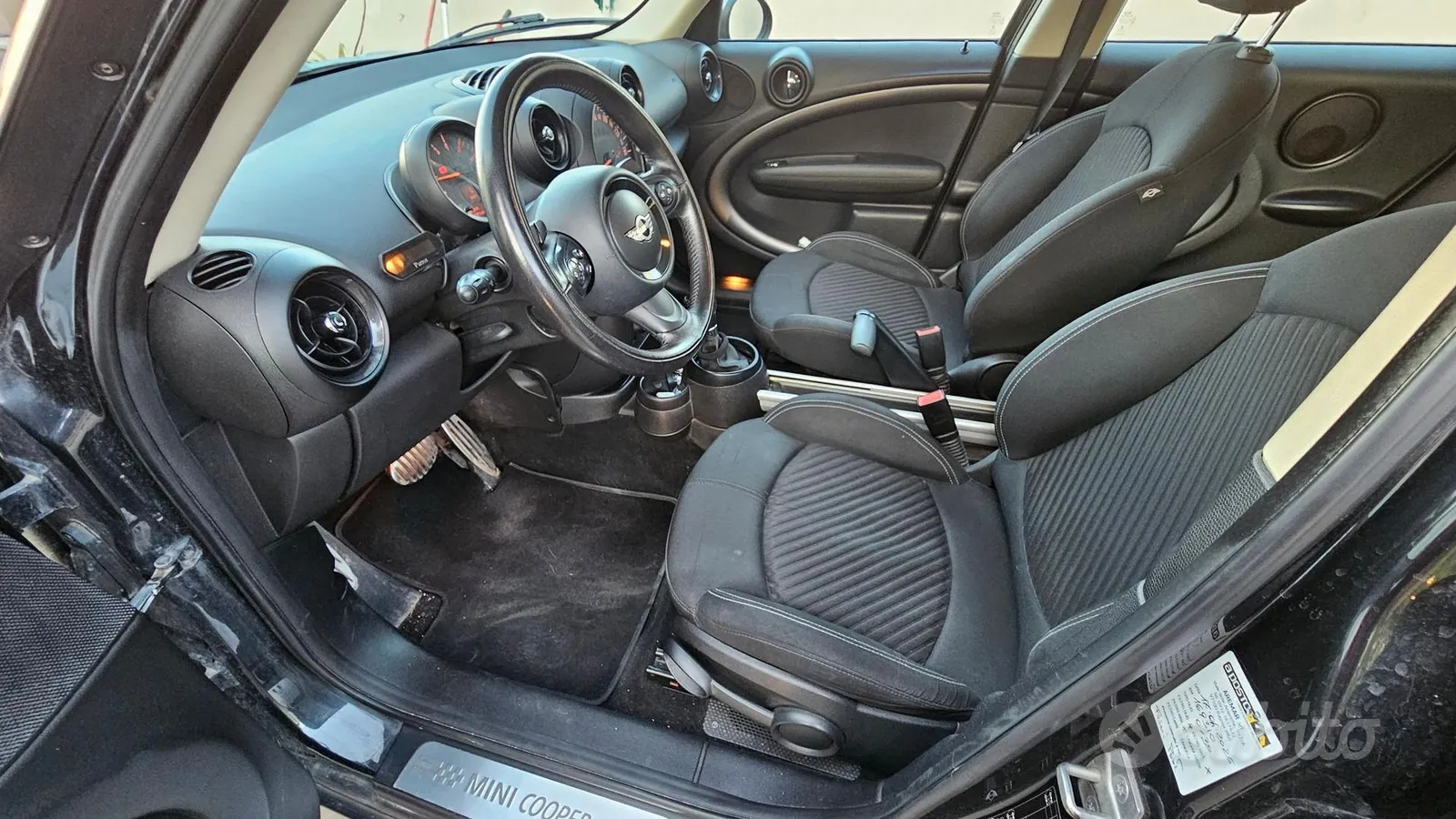 Mini Countryman 2015 photo 3