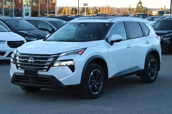 Nissan Rogue 2024 photo 3