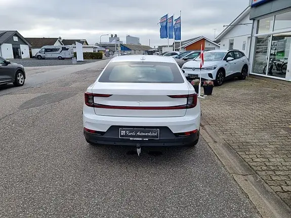 Polestar 2 2022 photo 4
