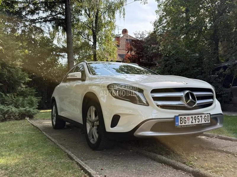 Mercedes-Benz Gla 220 2015 photo 4