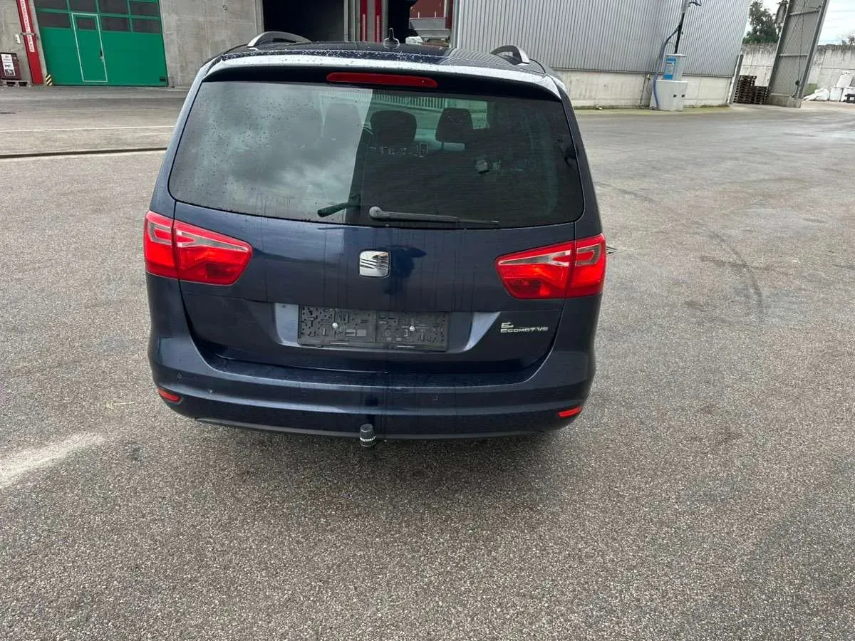 Seat Alhambra 2012 photo 3