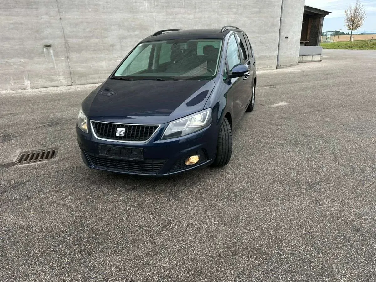 Seat Alhambra 2012 photo 2