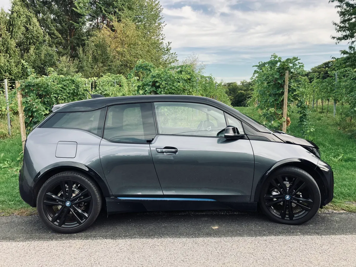 BMW I3 2019 photo 2