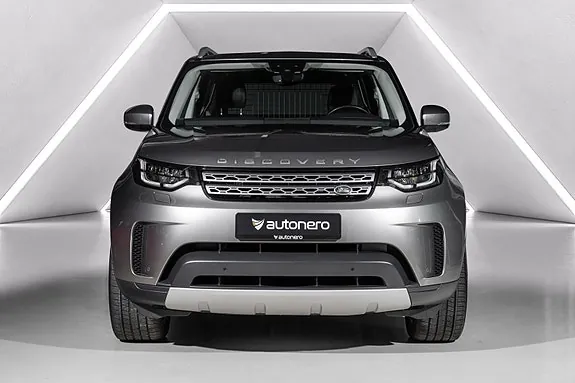 Land Rover Discovery 5 2018 photo 3