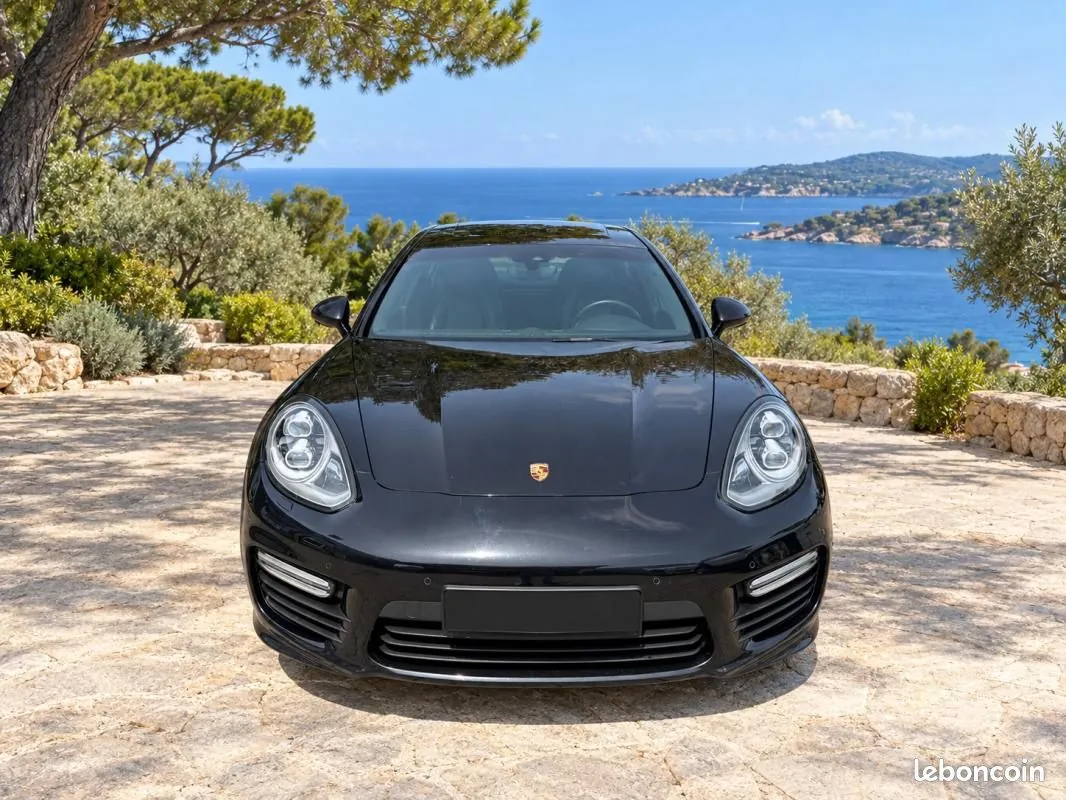 Porsche Panamera 2013 photo 2
