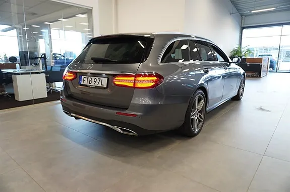 Mercedes-Benz E200 2019 photo 4