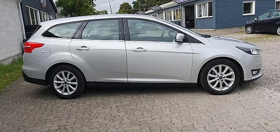 Ford Focus 2017 photo 4