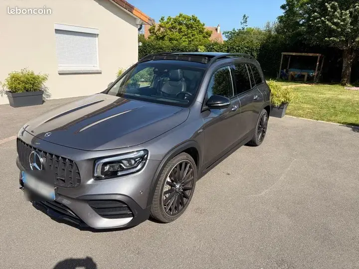Mercedes-Benz Glb