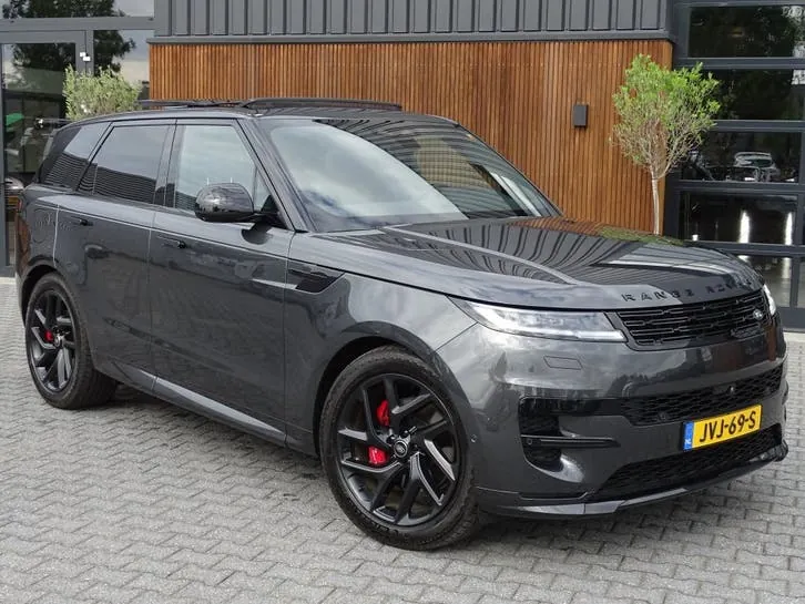 Land Rover Range Rover Sport 2025 photo 2