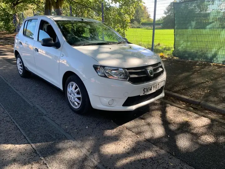 Dacia Sandero 2014 photo 3