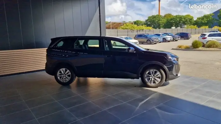Peugeot 5008 2023 photo 5
