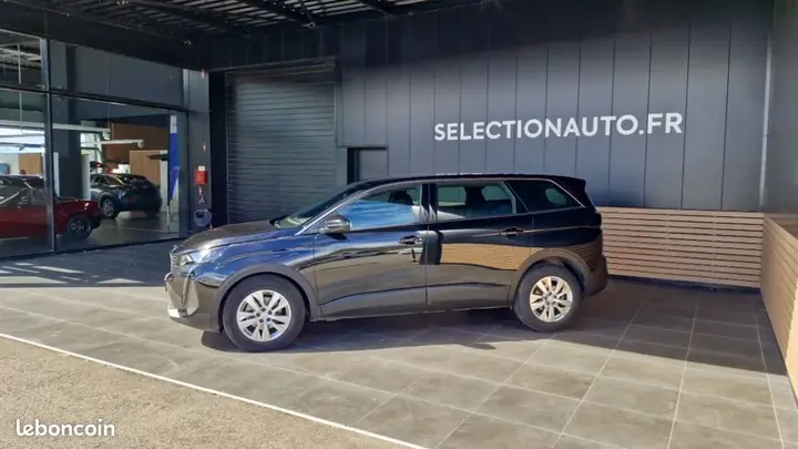 Peugeot 5008 2023 photo 2