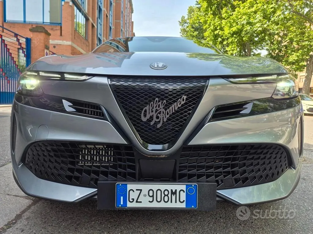 Alfa Romeo Junior 2025 photo 2