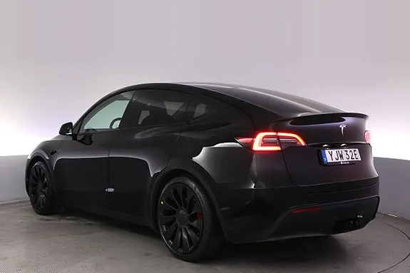 Tesla Model Y 2024 photo 4