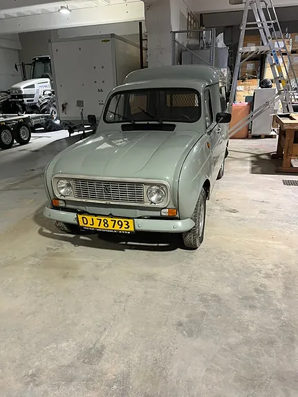 Renault 4