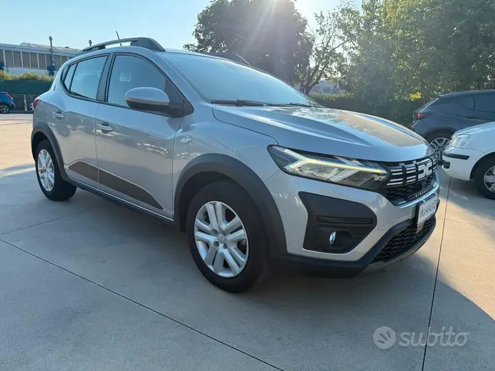 Dacia Sandero Stepway 2023 photo 2