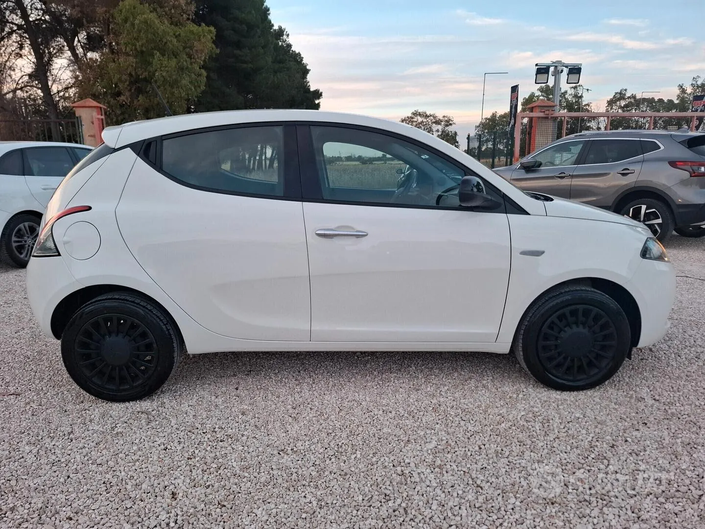 Lancia Ypsilon 2023 photo 5