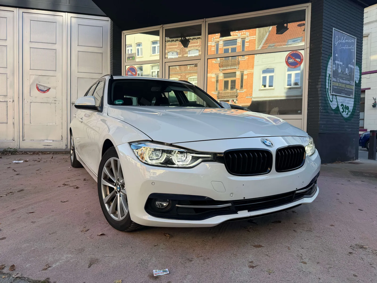 BMW 318I