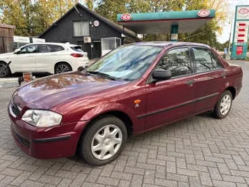 Mazda 323