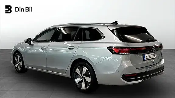 Volkswagen Passat 2025 photo 3