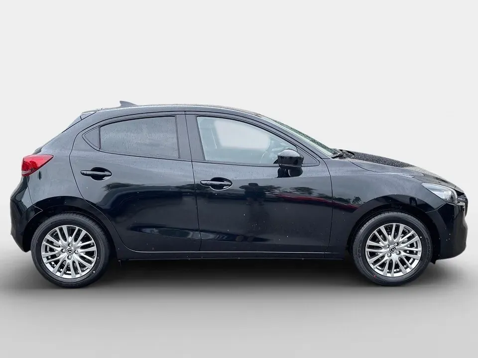 Mazda Mazda2 2024 photo 3