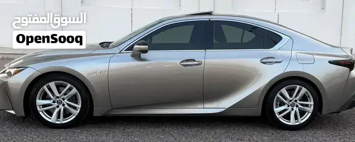 Lexus Is 2024 photo 3