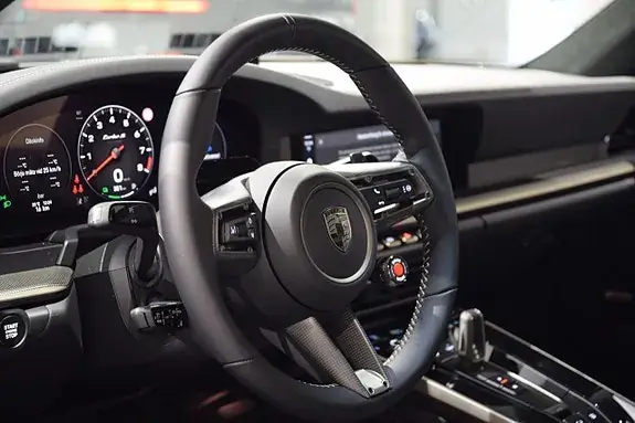 Porsche 911 Turbo S 2027 photo 4