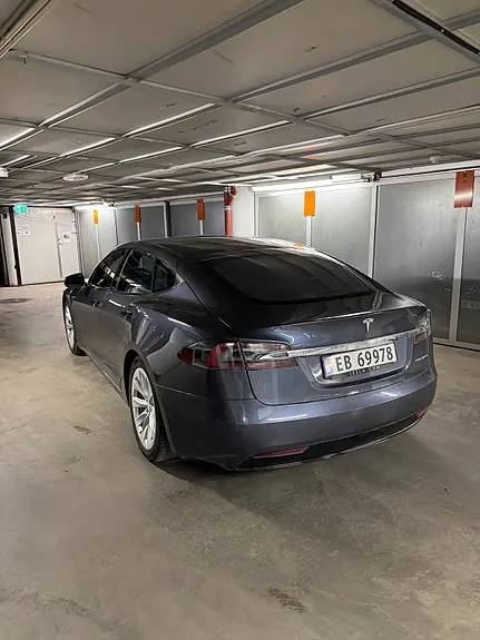 Tesla Model S 2020 photo 5