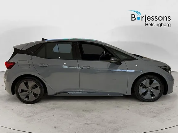 Cupra Born 2024 photo 2