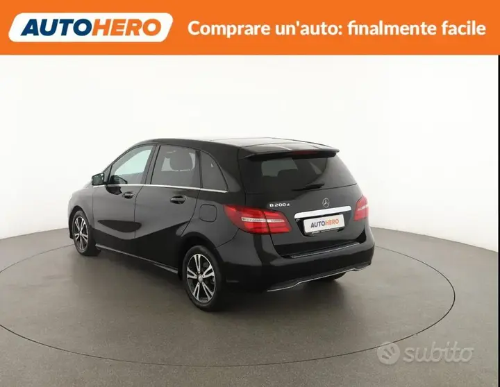 Mercedes-Benz B 200 2016 photo 4