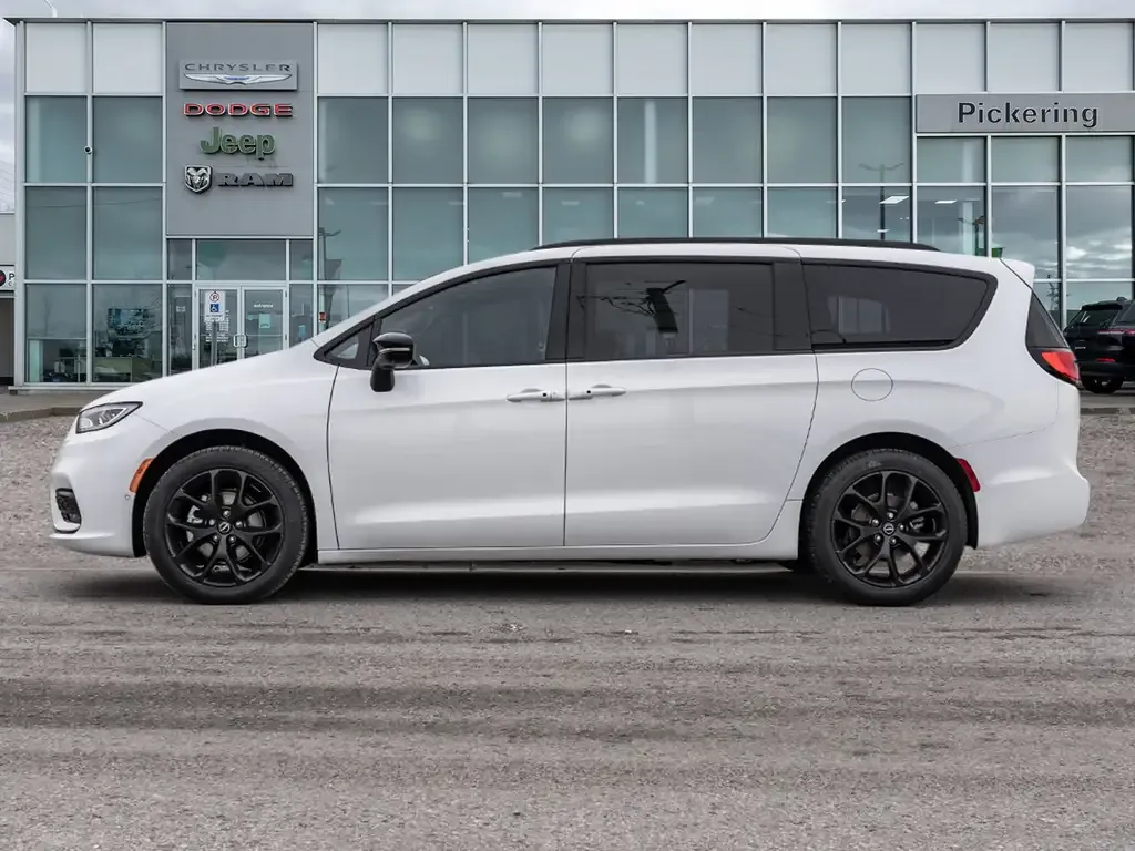 Chrysler Pacifica 2026 photo 3