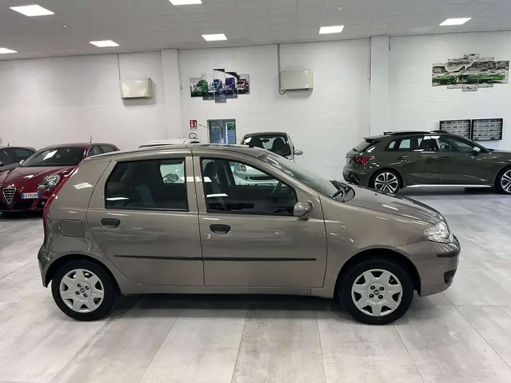 Fiat Punto 2005 photo 4