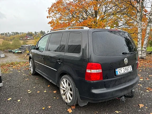 Volkswagen Touran 2004 photo 4
