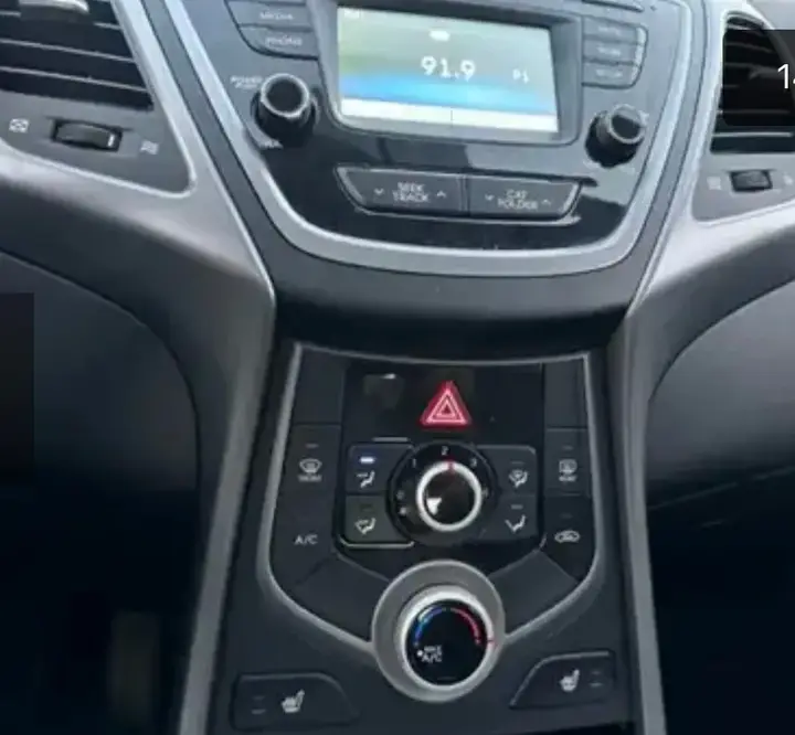 Hyundai Elantra 2016 photo 4