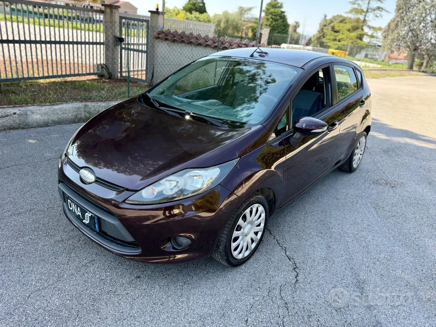 Ford Fiesta 2010 photo 3