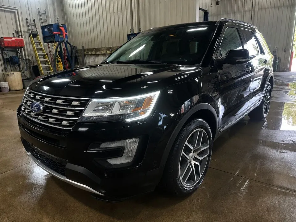 Ford Explorer 2016 photo 2
