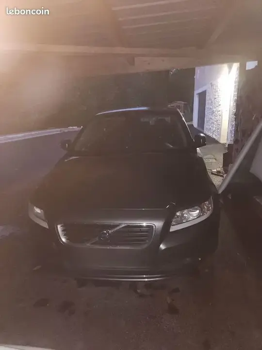 Volvo S40